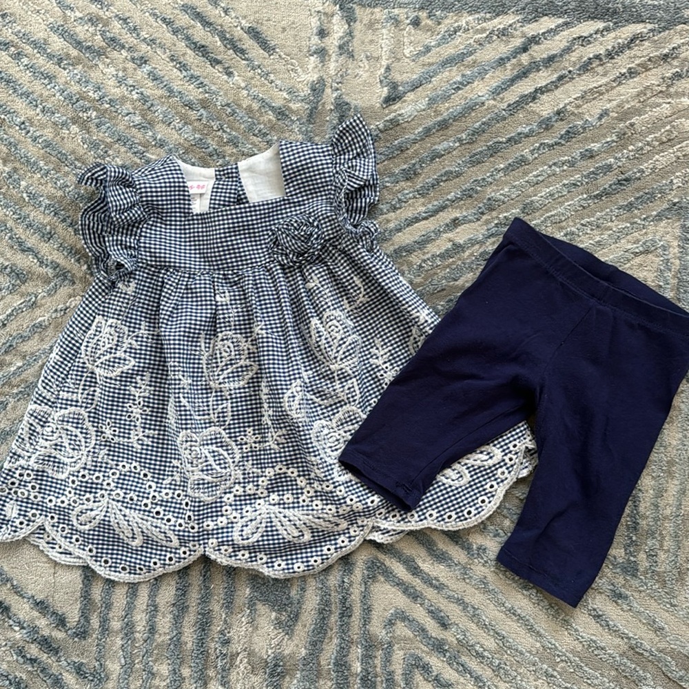 2-piece tunic and leggings outfit